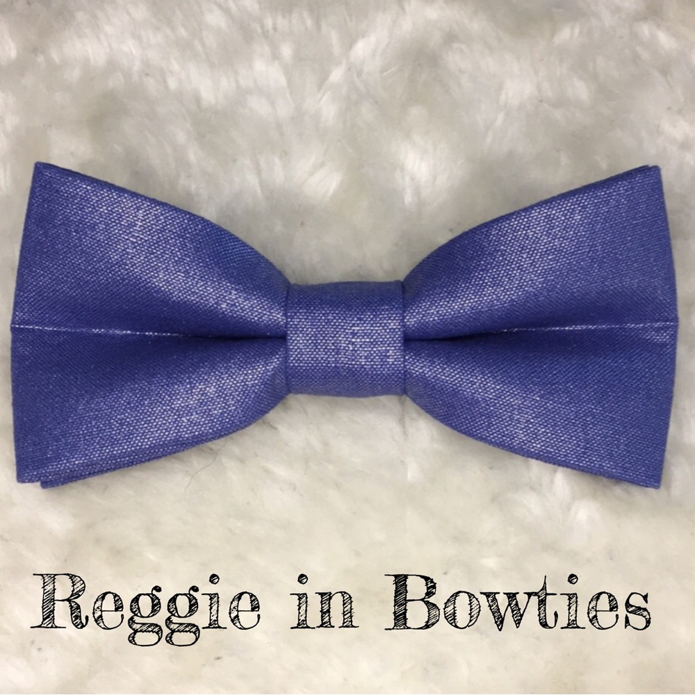Pet Bowtie in Blue Shimmer